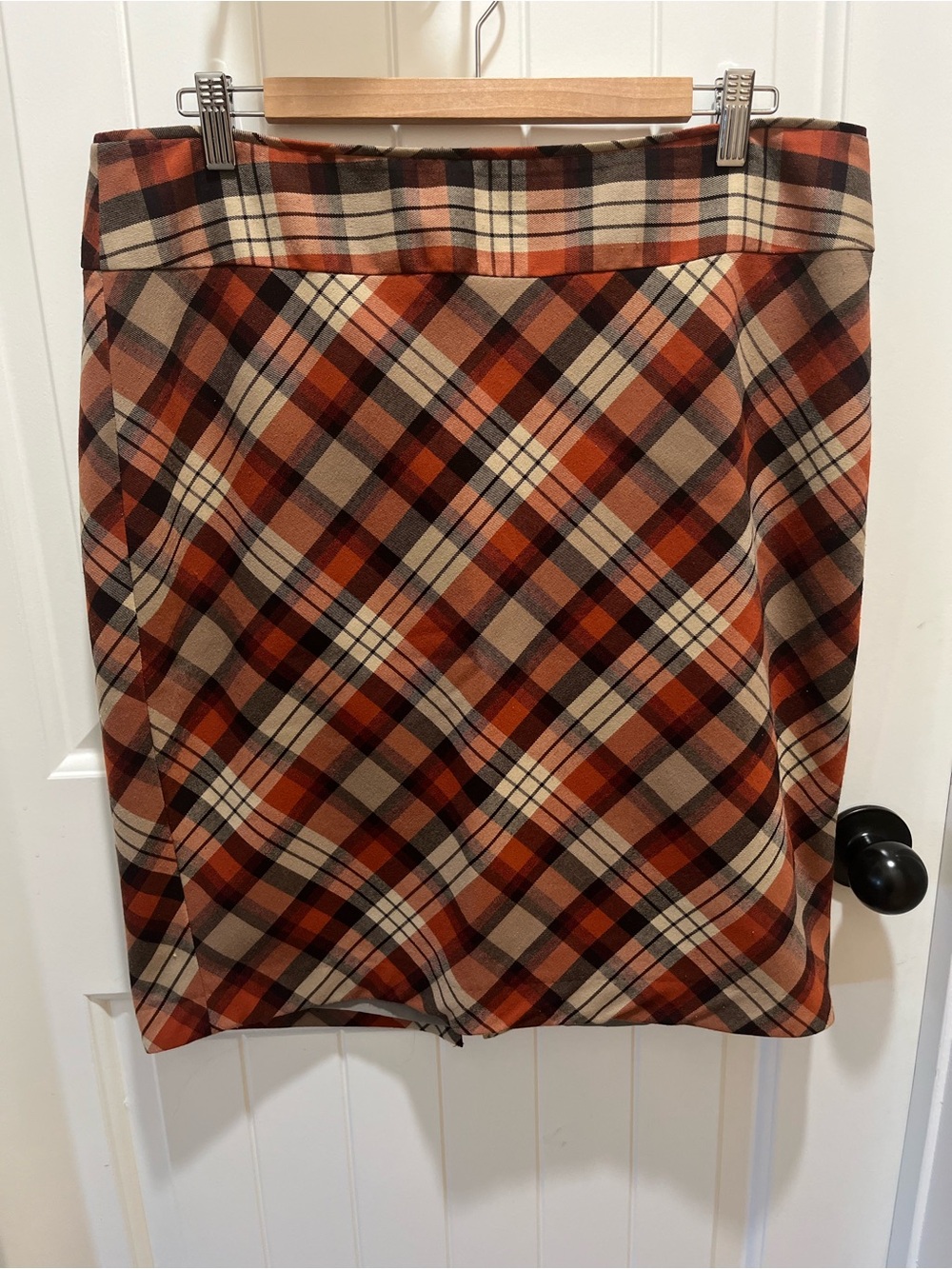 The Limited Women's Autumnal Plaid Pencil Skirt - 14 - Classy Fall, Office